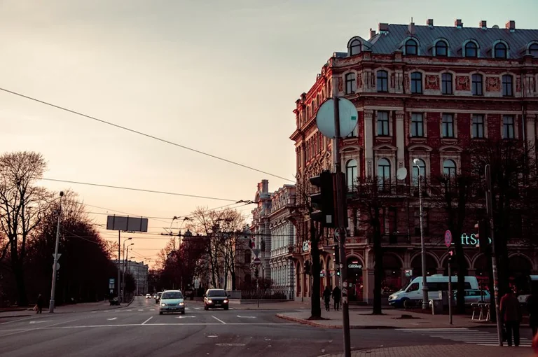 Rīgas centra satiksmes ierobežojumu plāns: kas jāzina pirms 1. oktobra